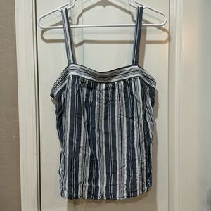 Universal Threads detailed tank large / C56